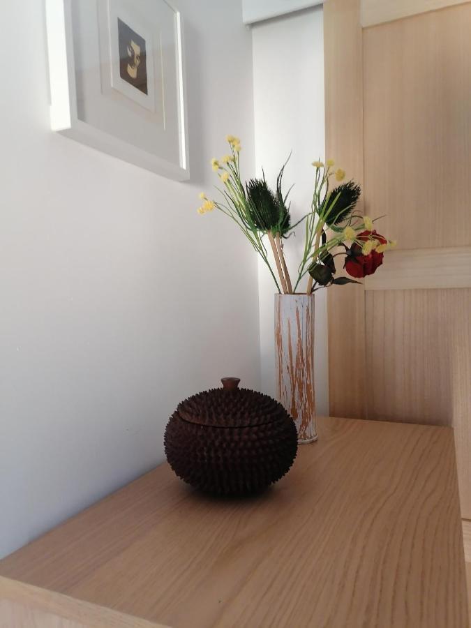 Gite La Maison La Saint-Aubin-d'Aubigne Ngoại thất bức ảnh